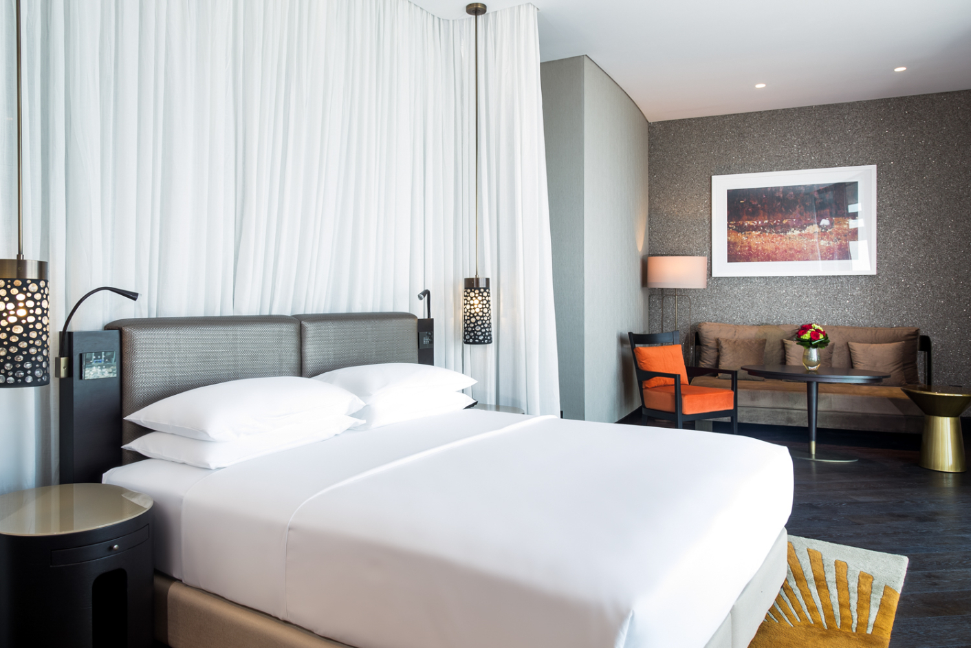 Grand Hyatt Abu Dhabi Hotel & Residences – Emirates Pearl