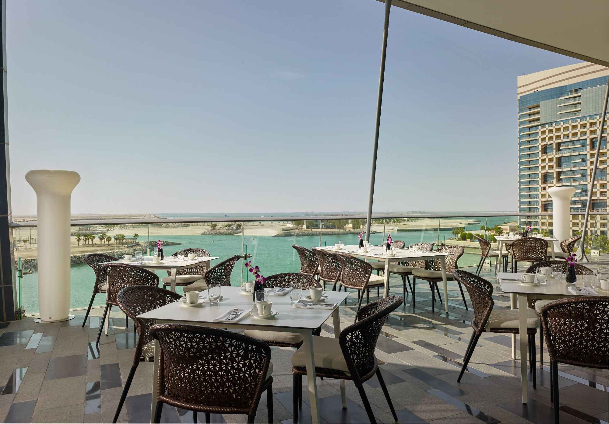 Grand Hyatt Abu Dhabi Hotel & Residences – Emirates Pearl