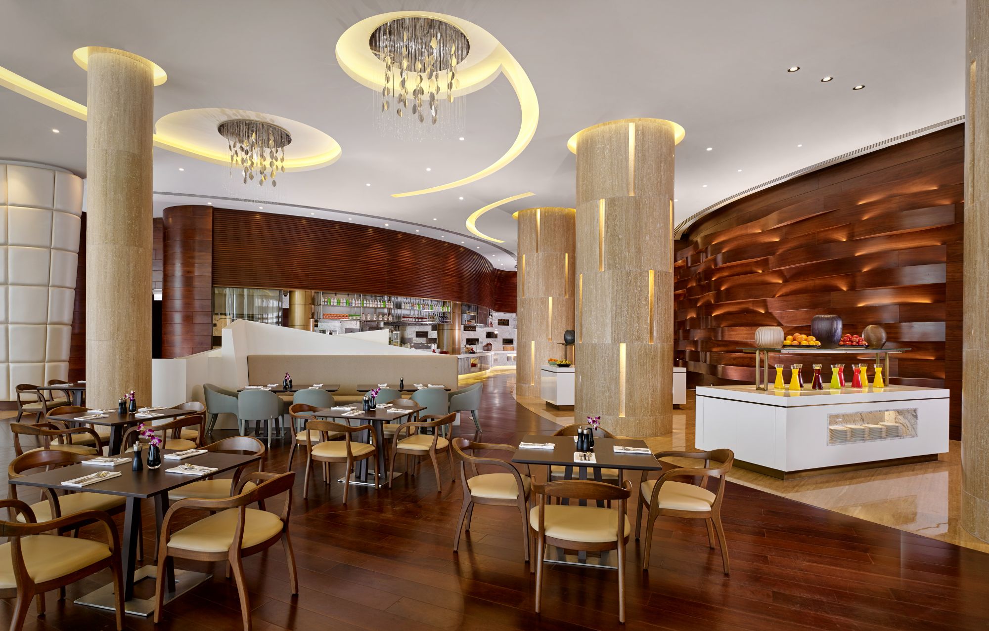 Grand Hyatt Abu Dhabi Hotel & Residences – Emirates Pearl